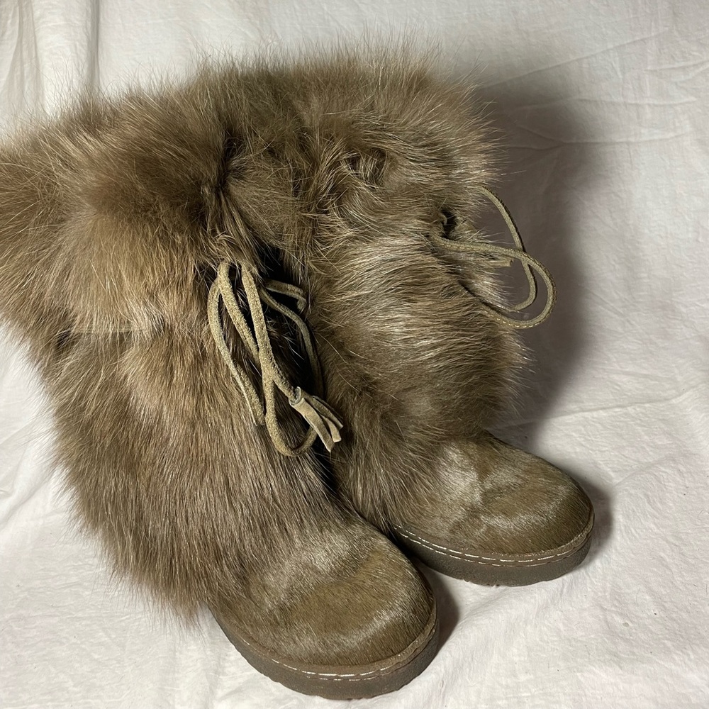 Size 5 Brown/Gray Boots